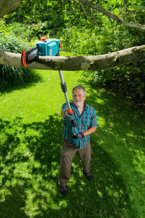 Телескопическая пила для обрезки высоких веток аккумуляторная Gardena TCS 20/18V без АКБ 14770-55