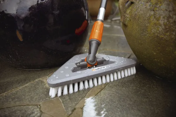 Щетка скребок Gardena на шарнире 05562-20