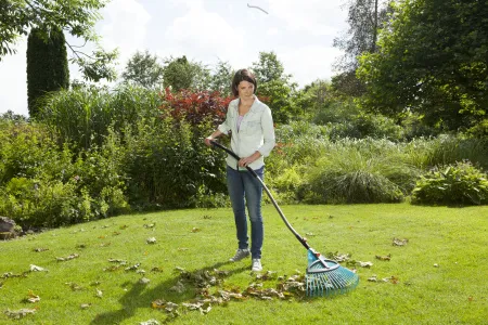 Грабли Gardena веерные регулируемые из пластика 03099-20