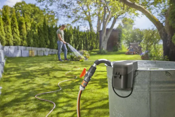 Насос для резервуаров с дождевой водой аккумуляторный Gardena 2000/2 Li-18 01749-20