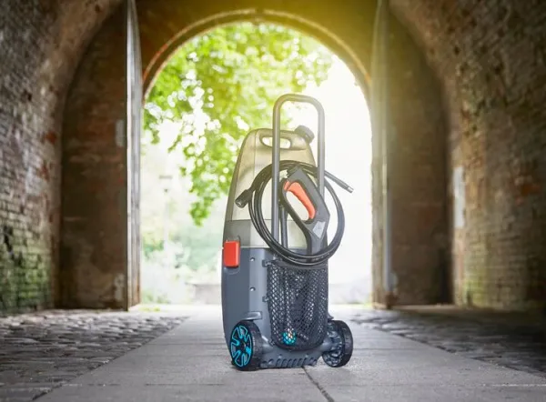 Мойка высокого давления аккумуляторная Gardena AquaClean Li-40/60 (без аккумулятора) 09341-55