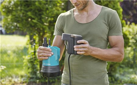 Насос для резервуаров с дождевой водой аккумуляторный Gardena 2000/2 Li-18 01749-20