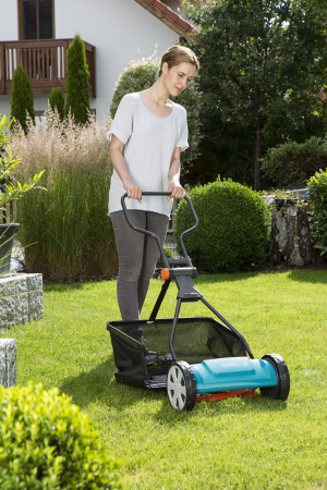 Газонокосилка Gardena 330 барабанная механическая