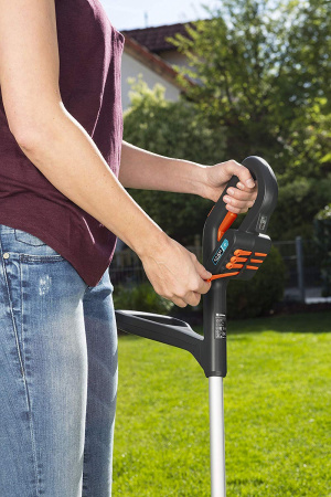 Триммер аккумуляторный Gardena SmallCut Li-23R с батареей 09822-20