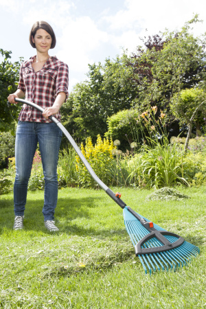 Грабли Gardena веерные регулируемые из пластика 03099-20