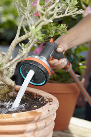 Пистолет-распылитель для полива многофункциональный Gardena Comfort 18315-20