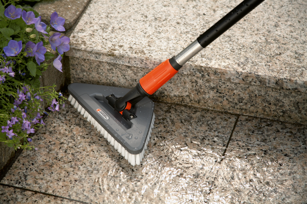 Щетка скребок Gardena на шарнире 05562-20