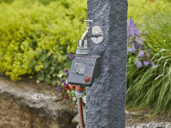 Таймер подачи воды Gardena Select 01891-20