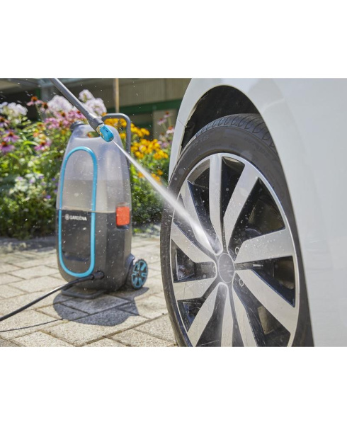 Мойка высокого давления аккумуляторная Gardena AquaClean Li-40/60 09341-20