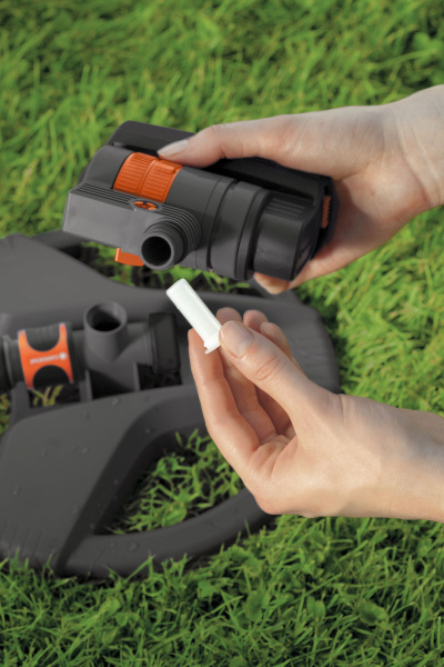 Осциллирующий дождеватель Gardena AquaZoom Compact