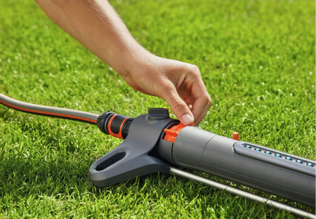 Осциллирующий дождеватель Gardena AquaZoom M 18712-20