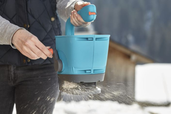 Разбрасыватель-сеялка ручная Gardena M 00431-20