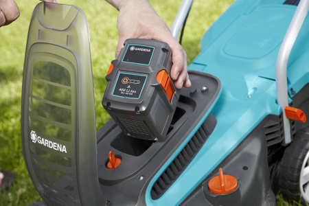 Газонокосилка аккумуляторная Gardena PowerMax Li40/32 05033-20