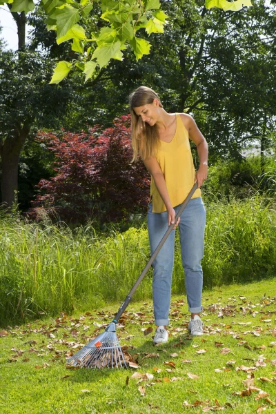 Грабли веерные регулируемые металлические Gardena NatureLine 17107-20